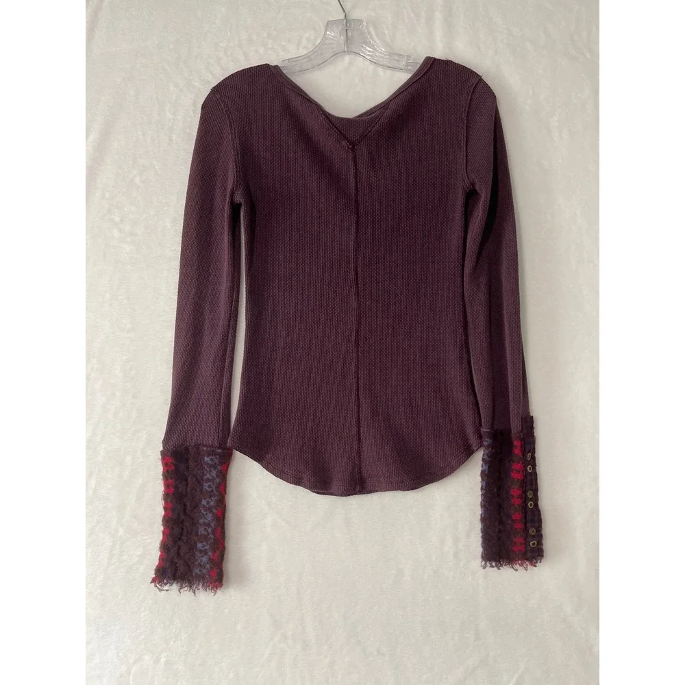 Free People Sz Sm Art School Embroidered V-Neck Waffle Knit Long Sleeve Top Boho